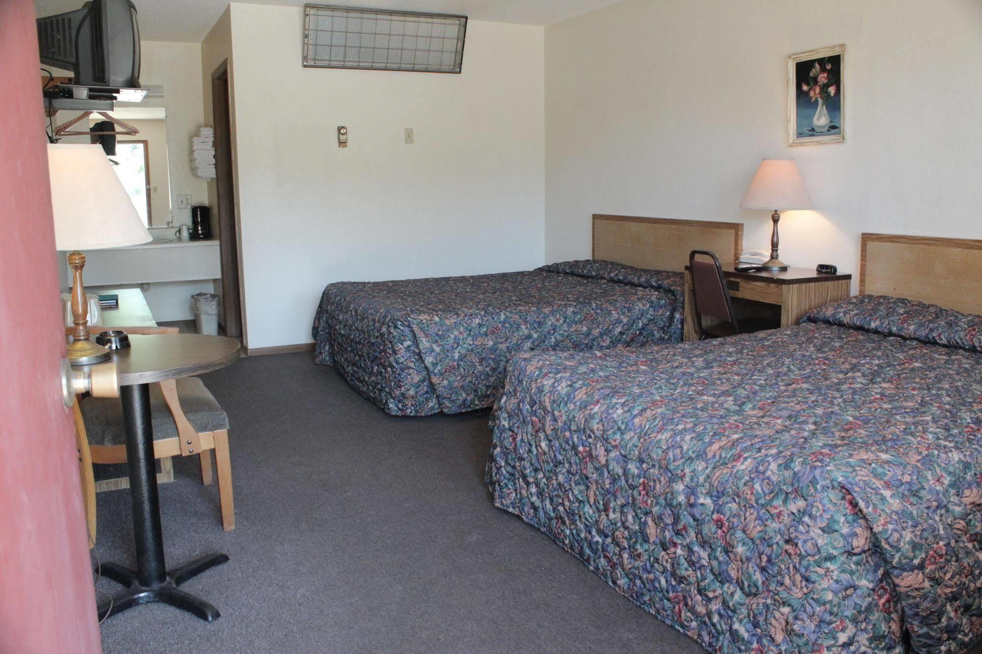 The Lake House Motel 2*